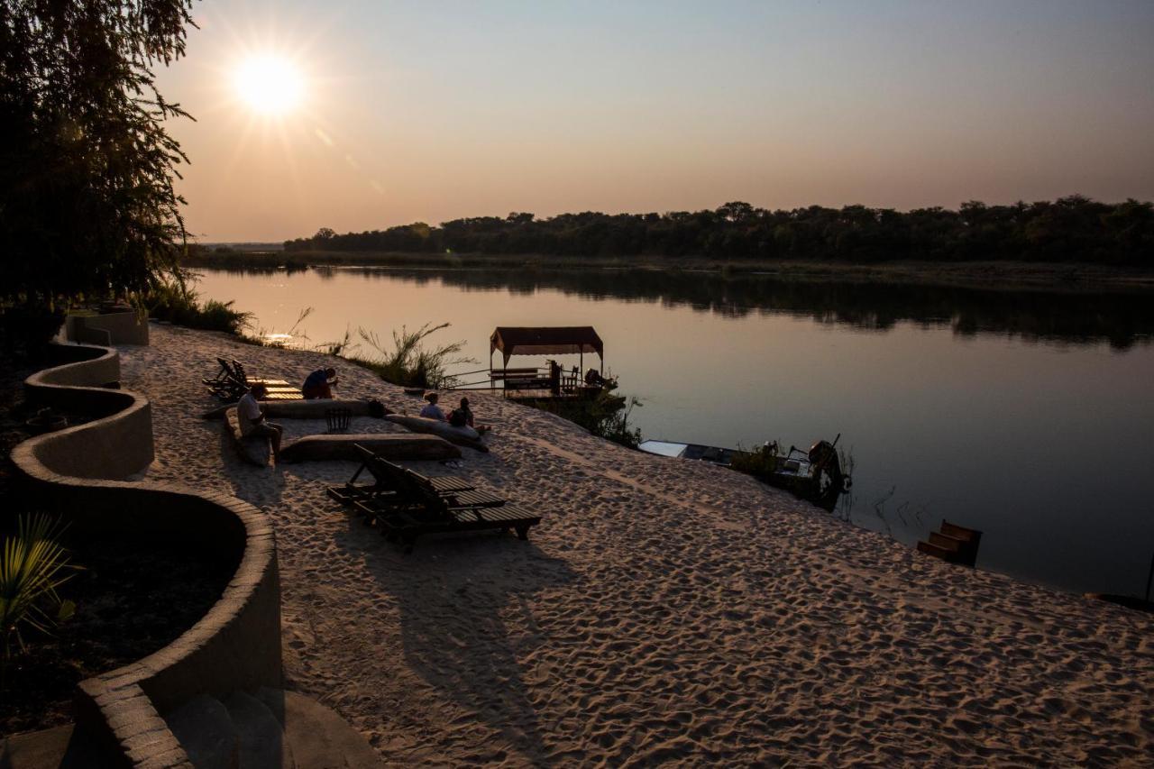Hakusembe River Campsite Rundu Exterior photo